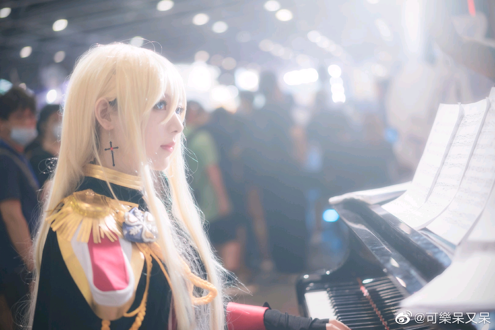 碧蓝航线俾斯麦礼服cos