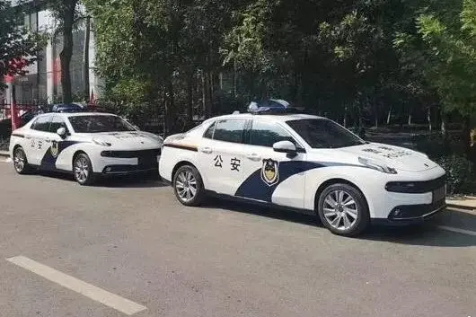 当公安用三菱3000gt 悍马h1做警车 犯罪分子还逃得掉 哔哩哔哩