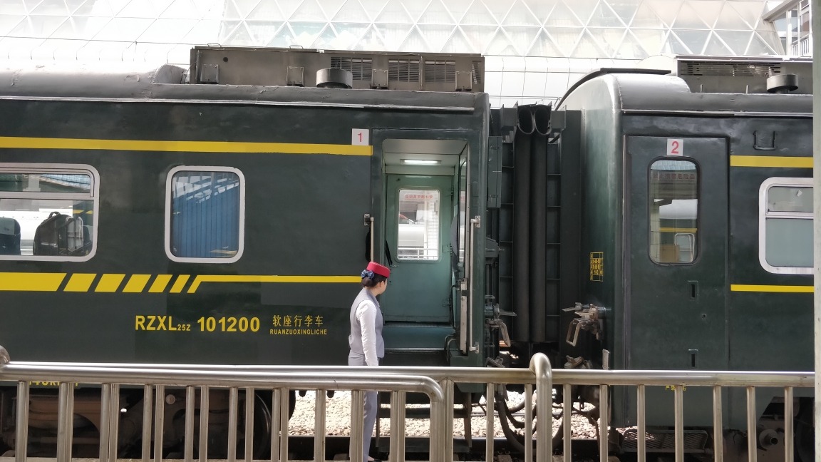 广九特色——软座行李车