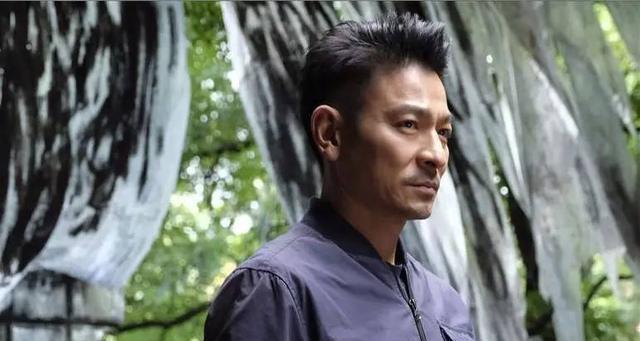 李易峰想给刘德华做造型 不知两人之后是否有机会合作呢