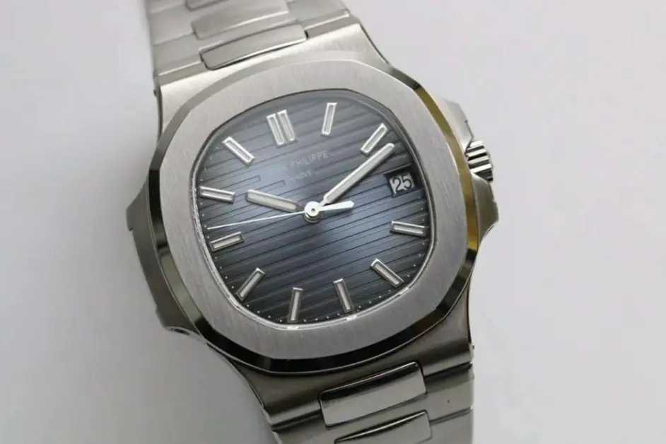 高档手表想要入门 百达翡丽 江诗丹顿和爱彼入门表款盘点 哔哩哔哩