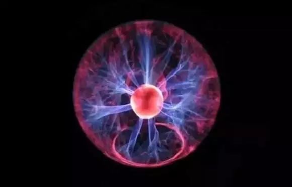 《球状闪电》:这是一部比《三体》还难产的国产科幻电影