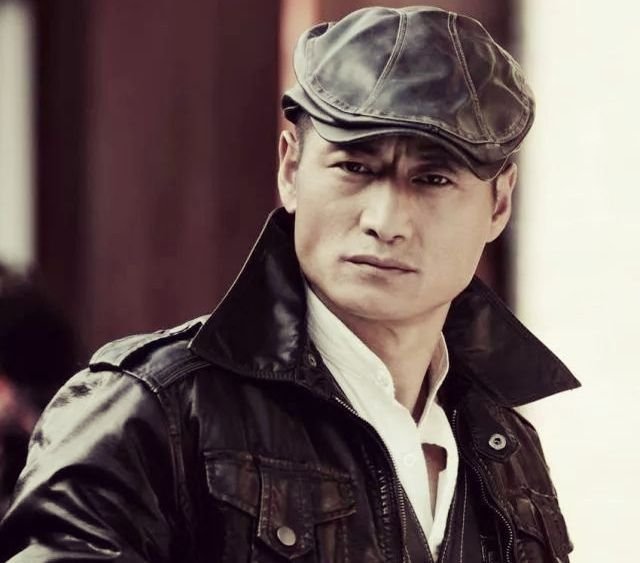 作为老奸巨猾的军统少将级大特务,吴敬中真的就相信马奎是"峨眉峰"吗?