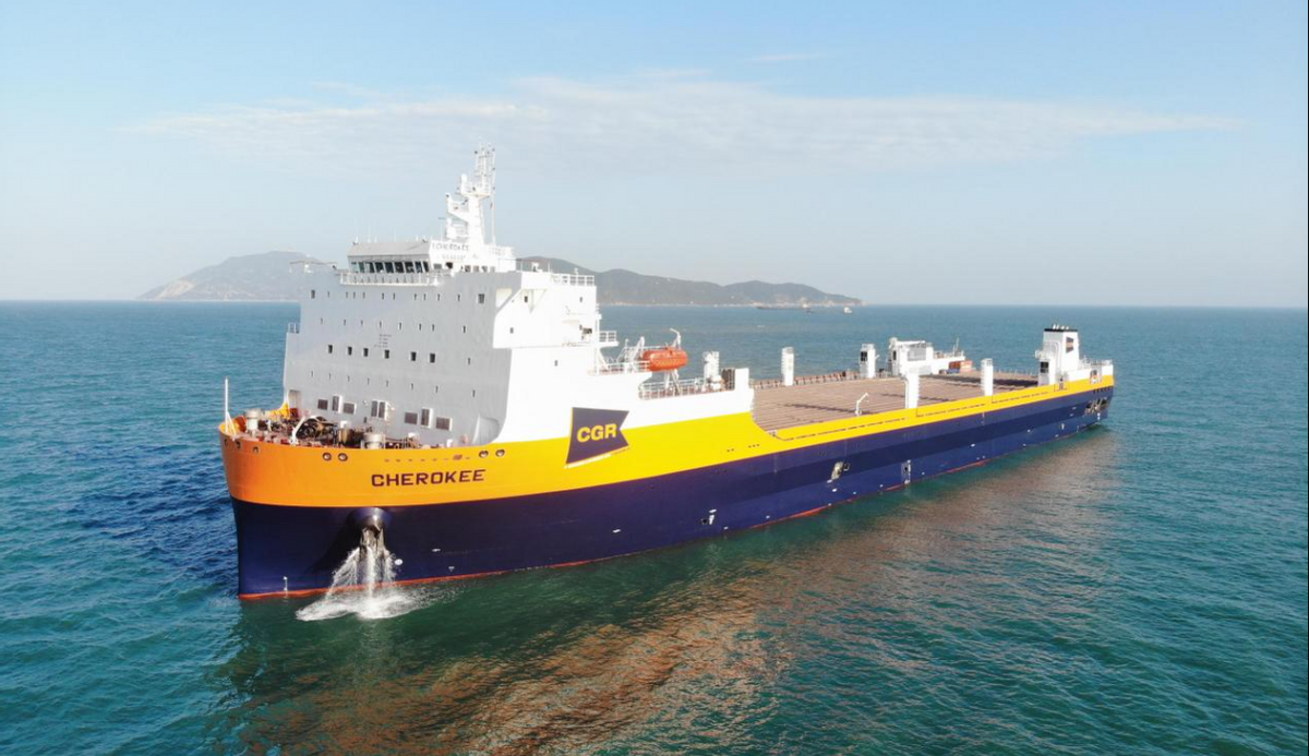 中国再次领先世界,造出一款海上巨兽,能拉着火车跑,美国抢购