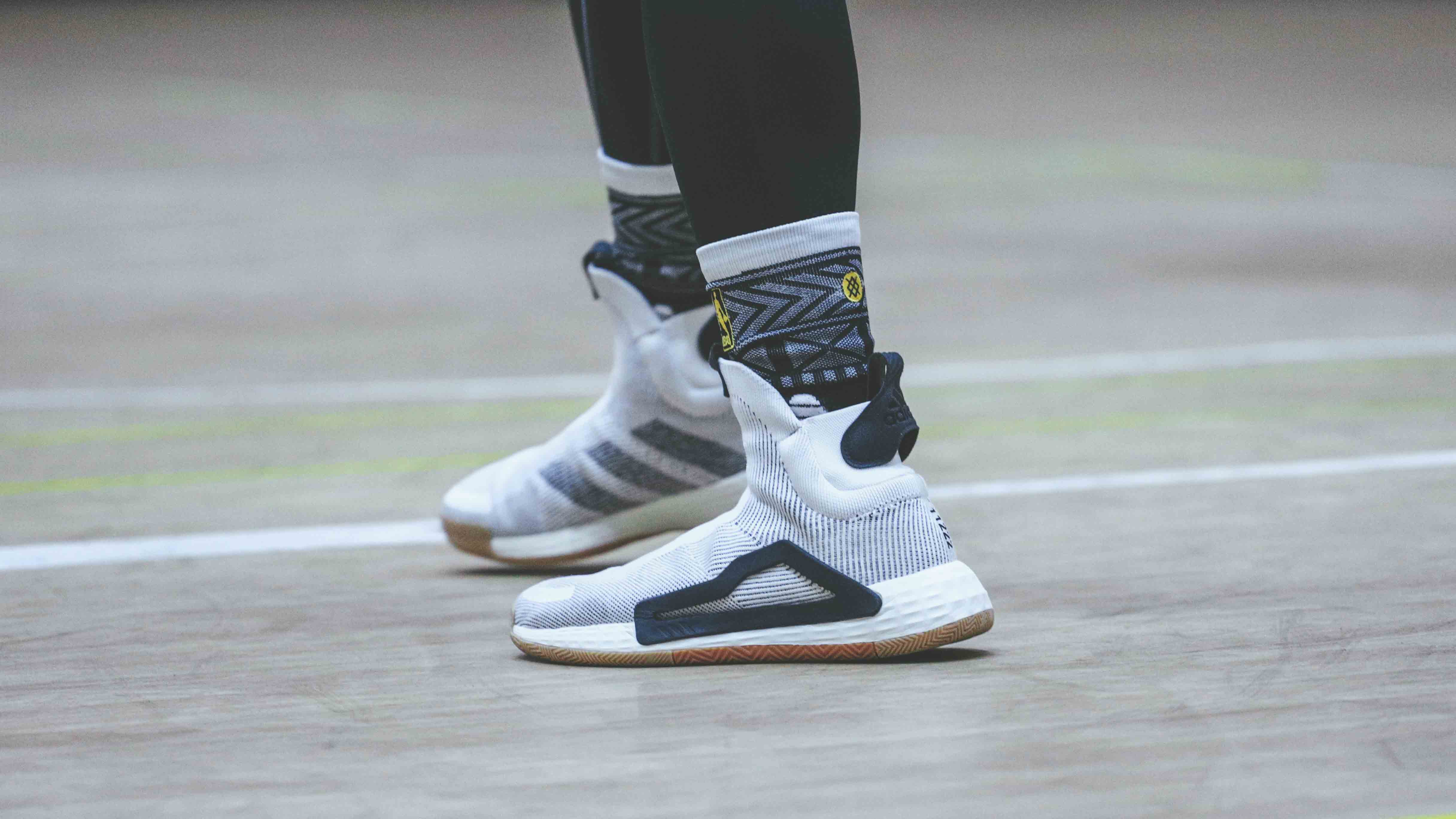 adidas n3xt l3v3l美队配色实战长测——买两双或