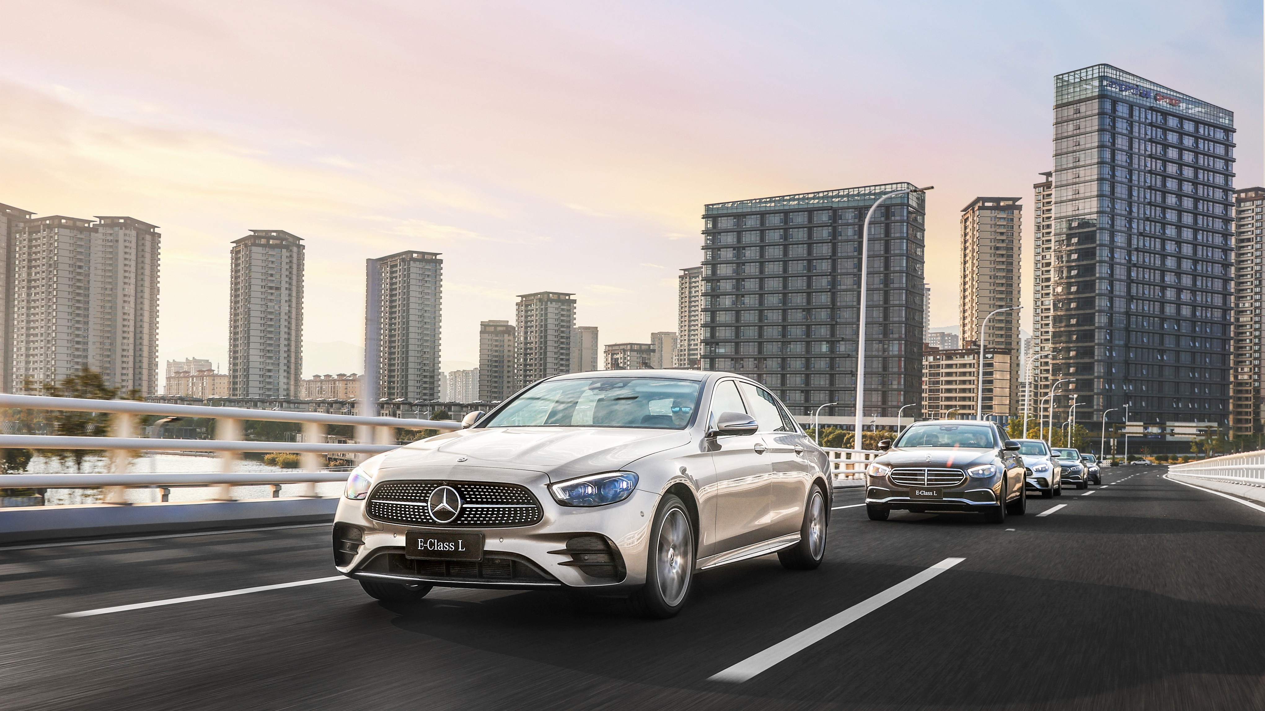 中国卖爆的奔驰e级开着到底行不行