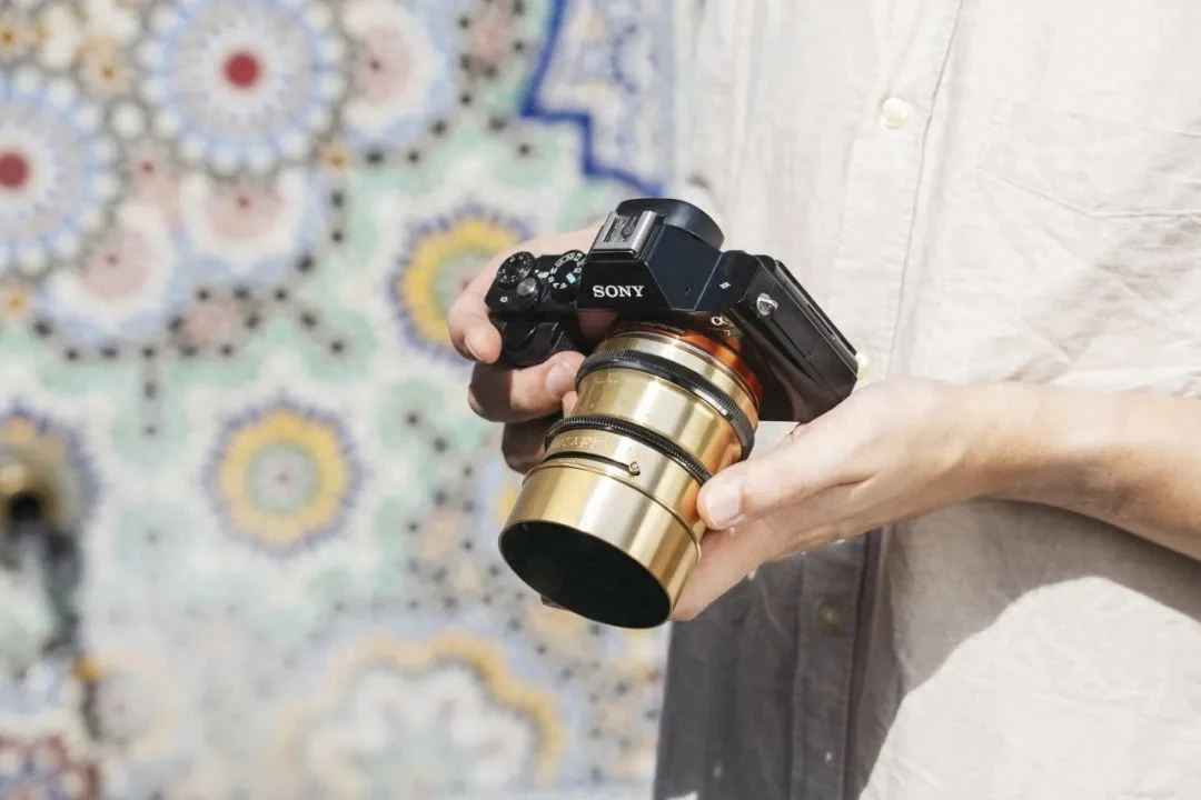 Lomography 终于发布新镜头，它让虚化变得再唯美一点 - 哔哩哔哩