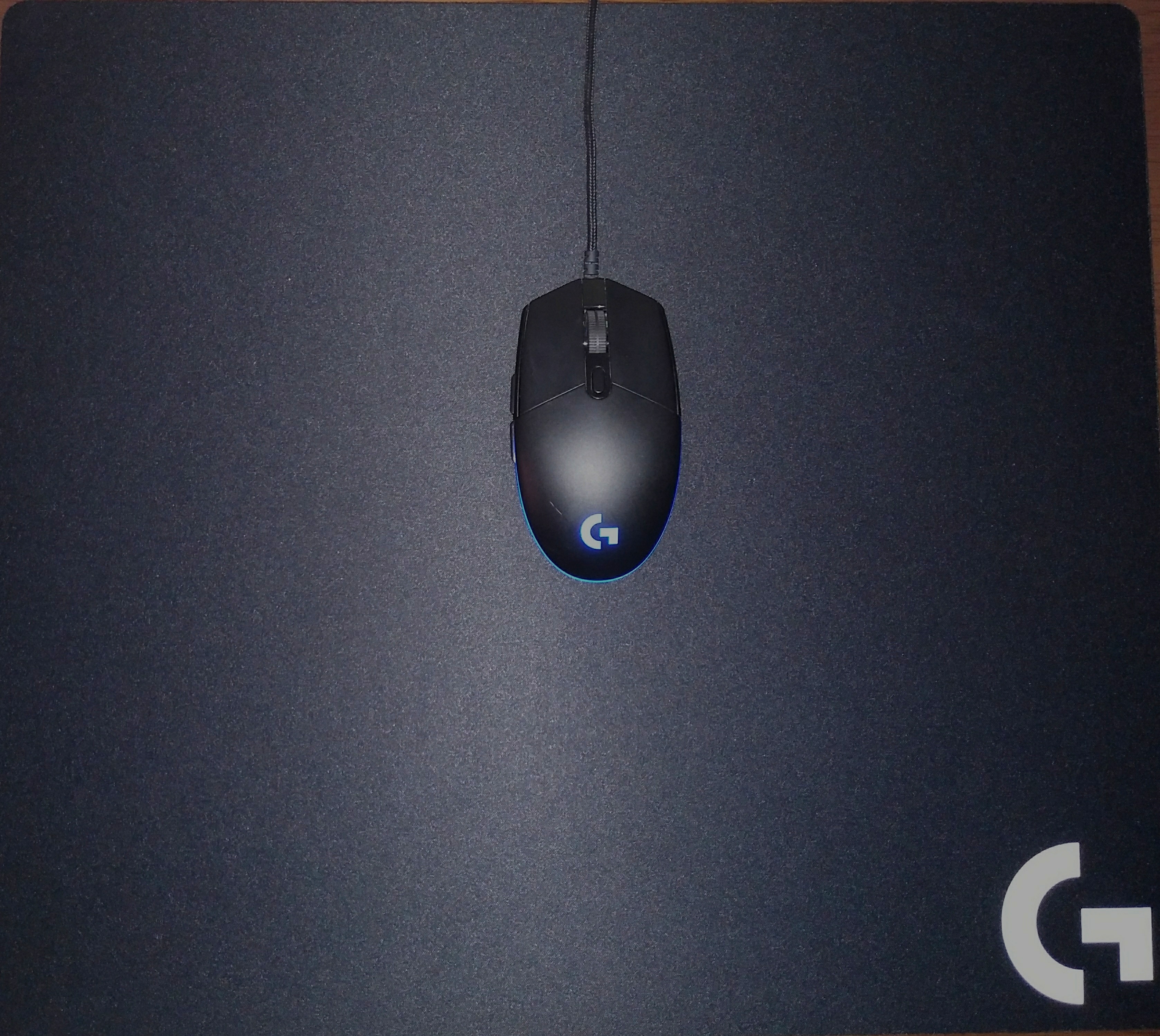 罗技g640这块垫子好用不好用我的一些看法