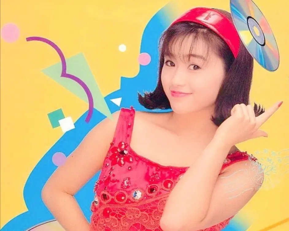 酒井法子 空蝉之森 面世 为博翻身全裸出演 片酬仅700万日元 哔哩哔哩