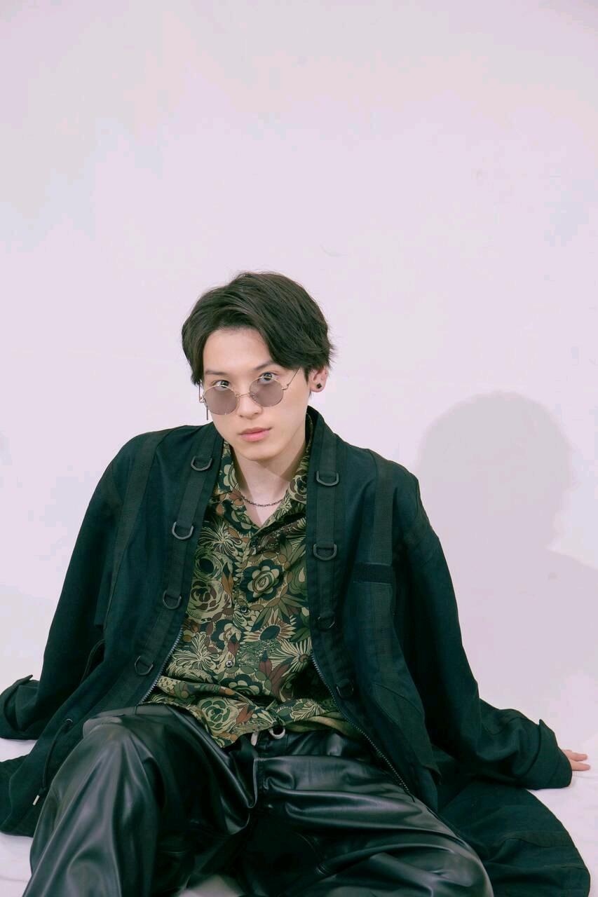 奥特曼演员，艺人最近照片183