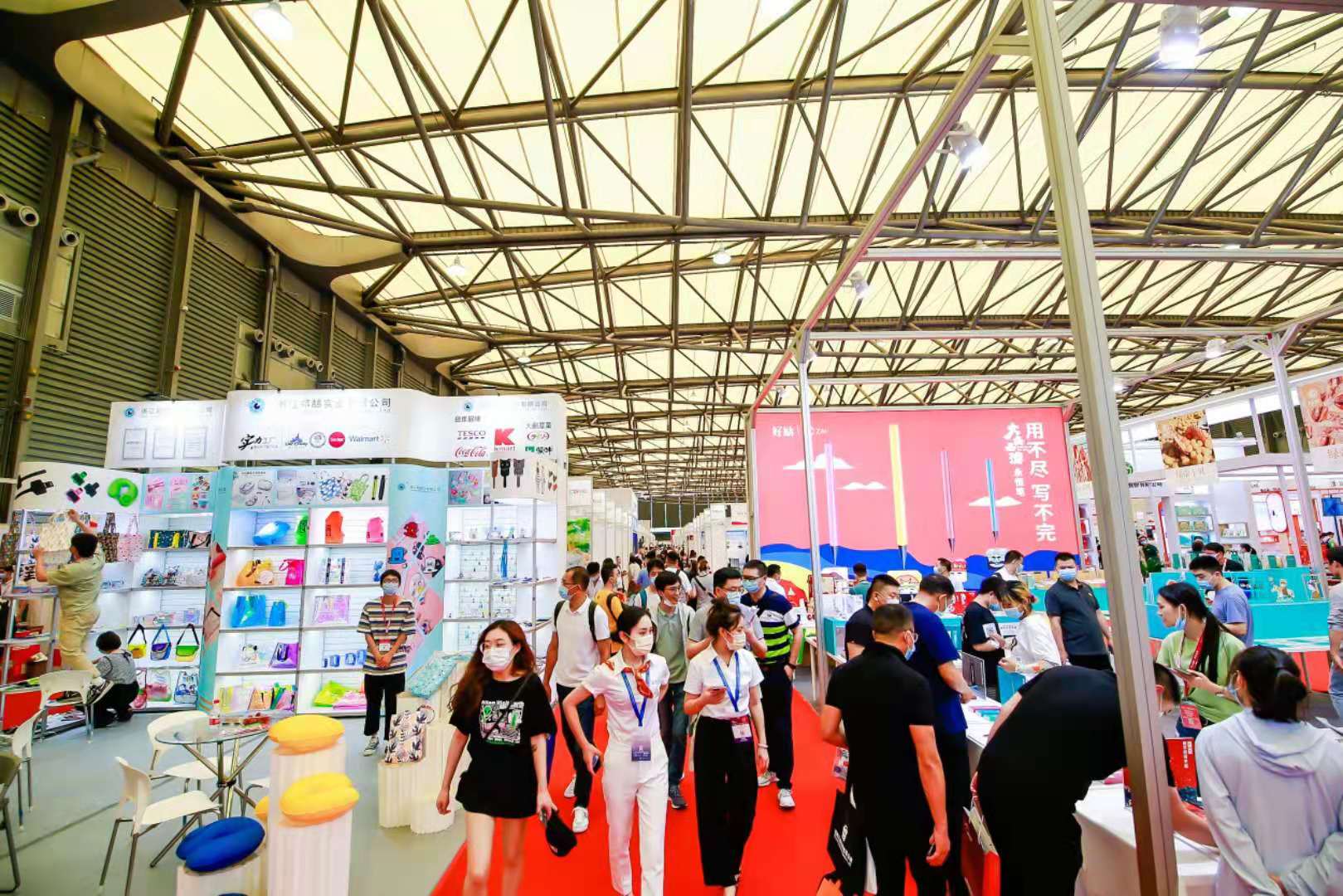 2021第19届上海礼品家居展6月22日在上海新国际博览中心开幕