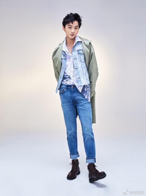 李博文日常照(其实我看到这照片挺想笑的)