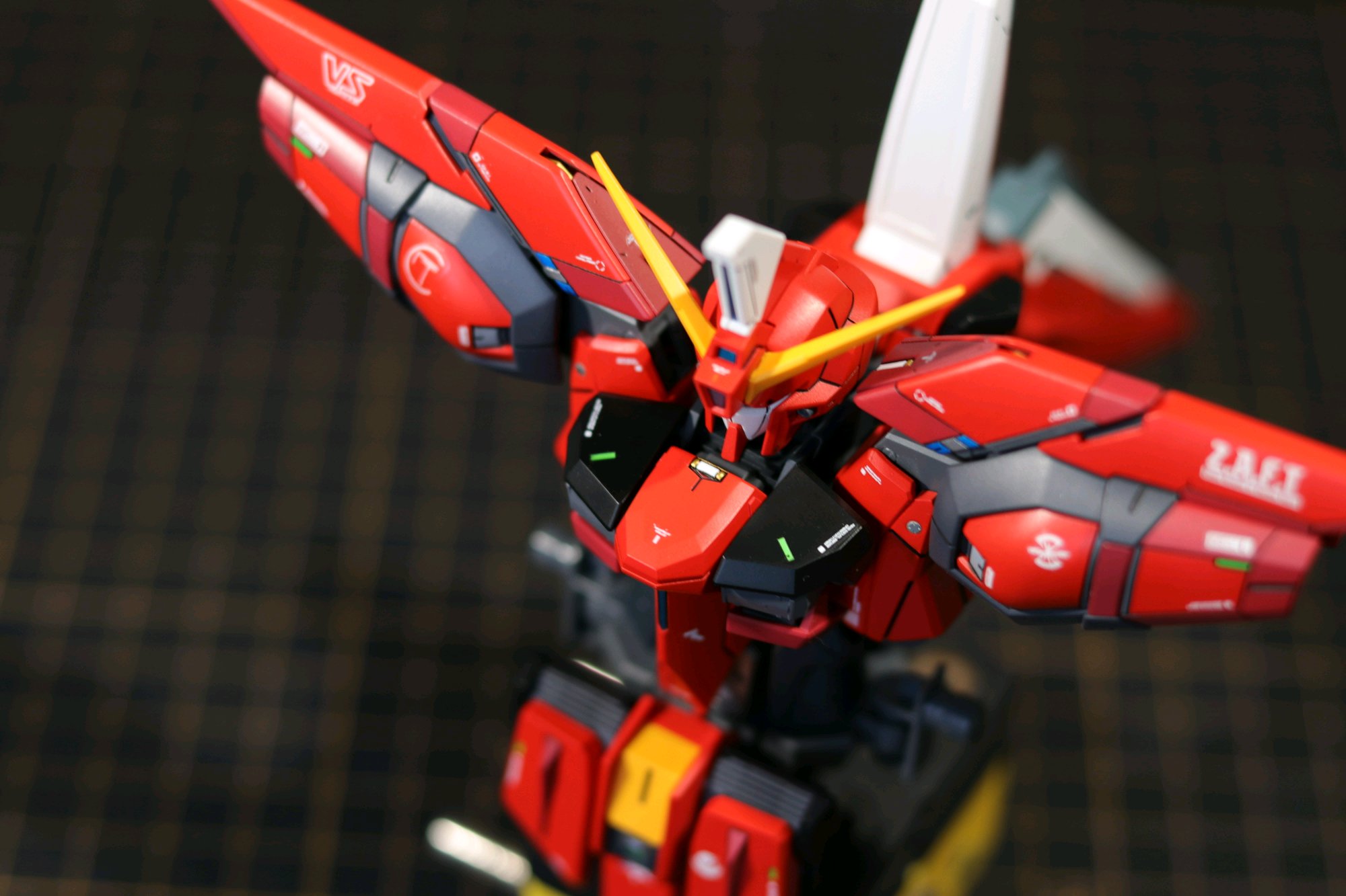 达人佳作悟空万代mg圣盾