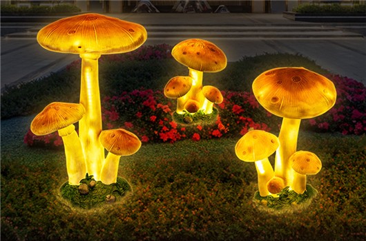 它不仅自身具有较高的观赏性,还强调艺术灯的景观与景区历史文化,周围