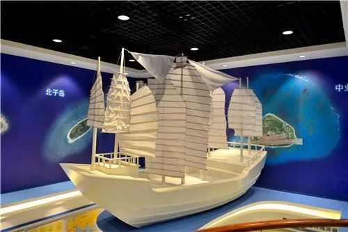 三海一核走进哈尔滨工程大学海洋文化馆热血熔金筑梦深蓝