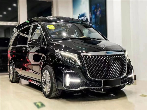 上海国际车展,21款奔驰威霆克蒂圣母峰全新奢华升级