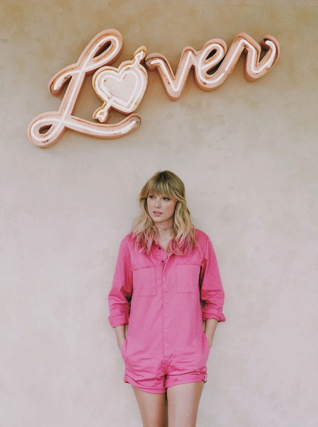 Taylor Swift《Lover》写真合集 - 哔哩哔哩