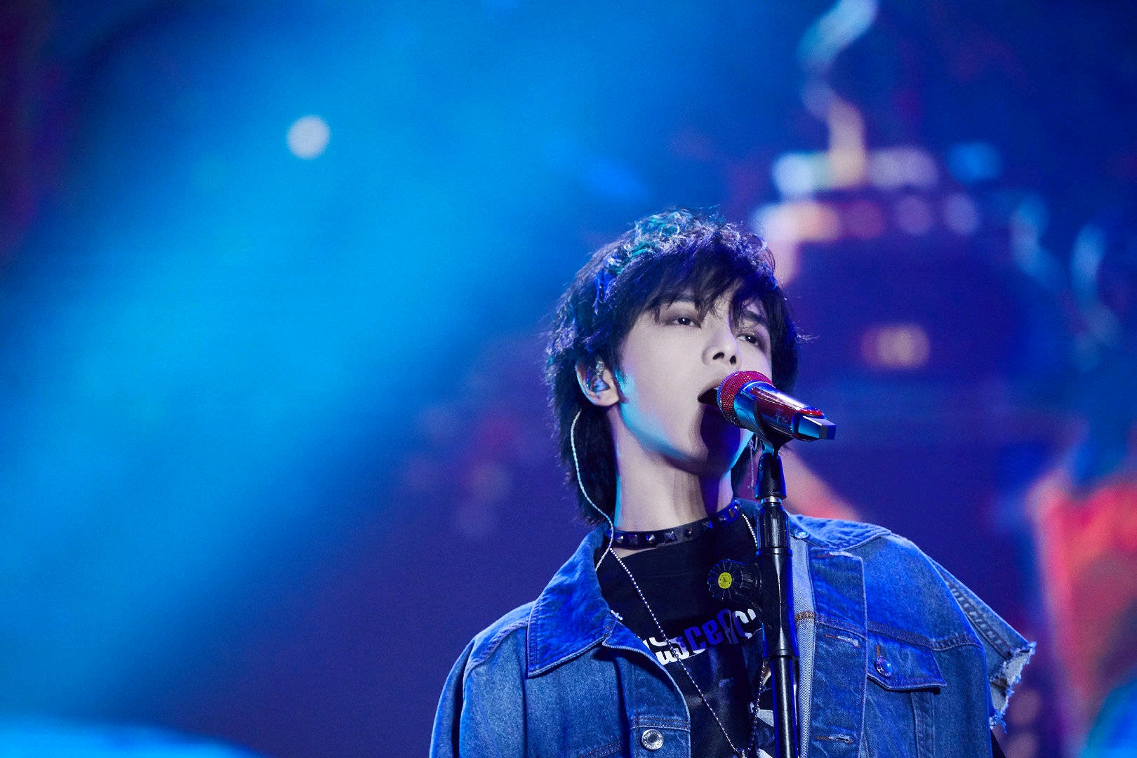 华晨宇水仙文:物是人非19(反向abo)