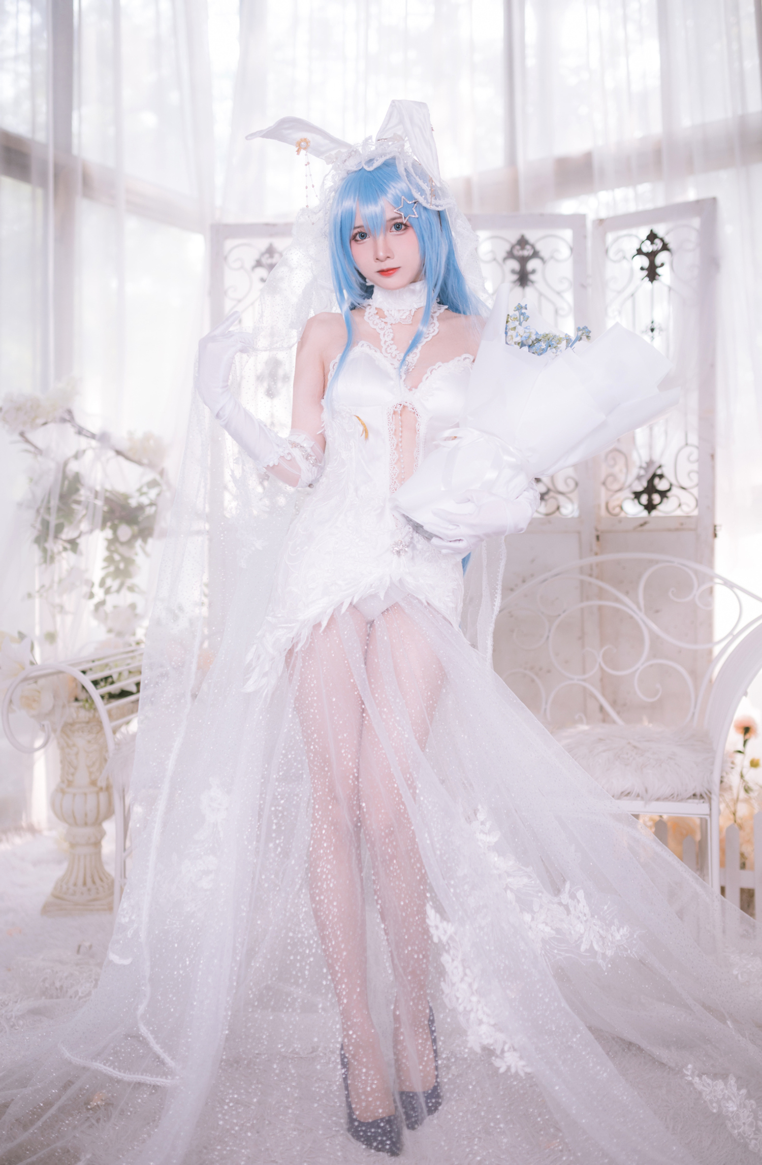 挽希碧蓝航线花园白雪之仪cosplay3