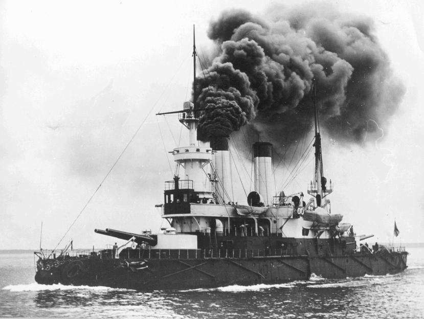 俄国阿普拉克辛海军大将号岸防战列舰