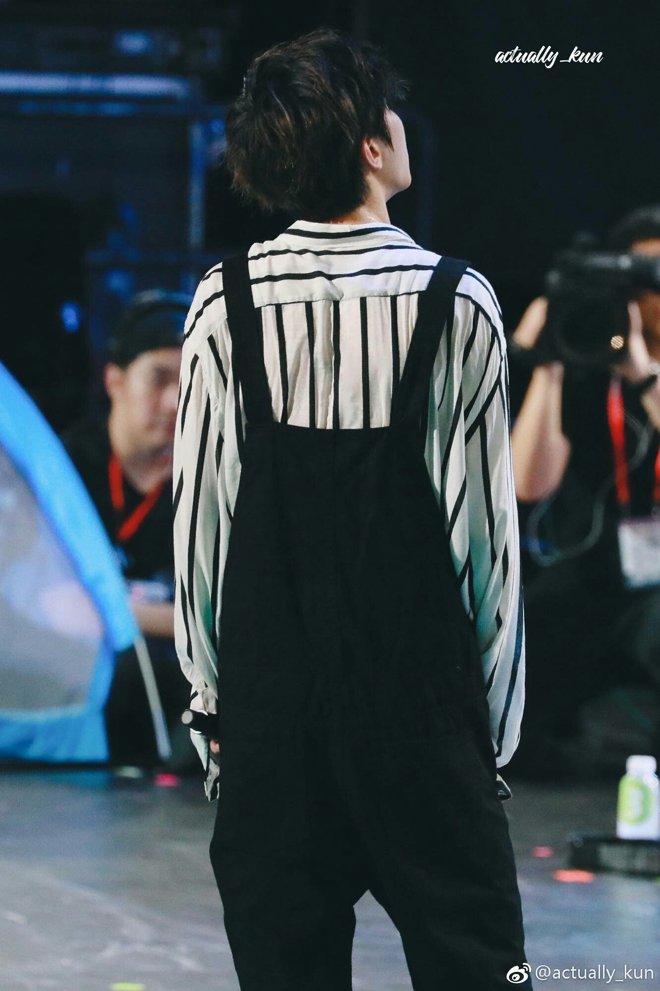 【蔡徐坤】 我想我的葵葵酱了