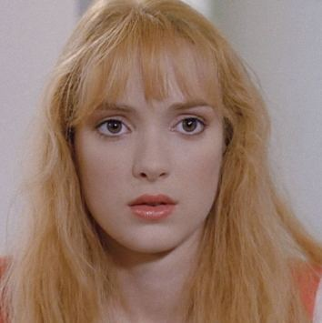 是什么让昔日的大美人变成现在这个样子