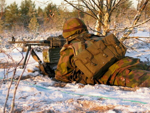 轻武器科普之PKM轻机枪