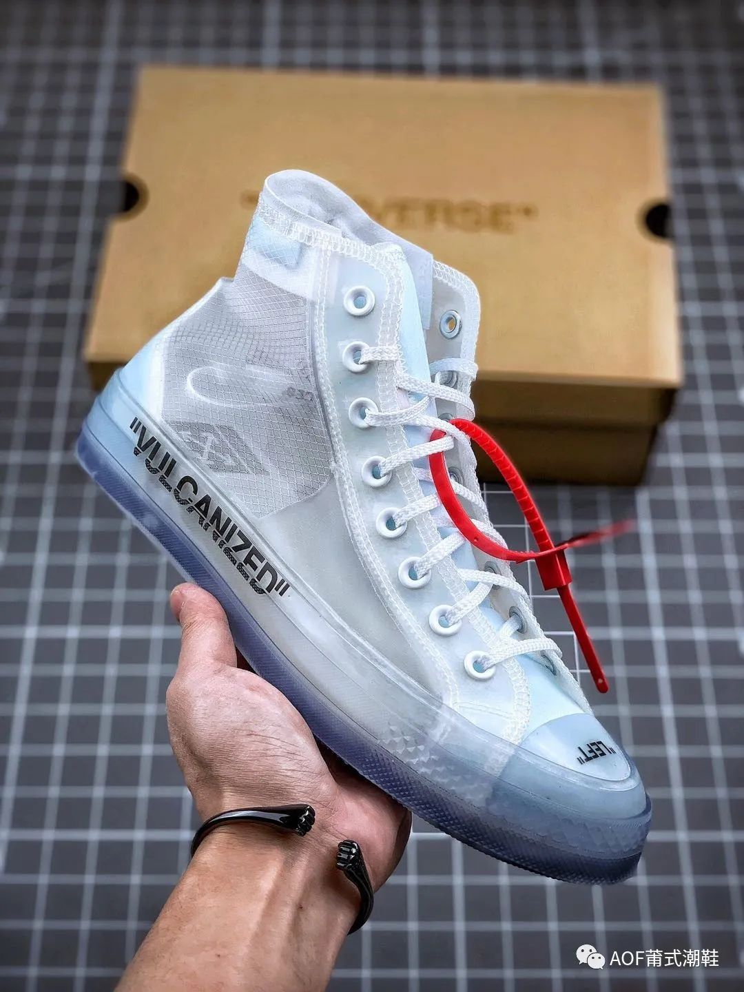 极致清澈透明材质,匡威联名ow透明鞋开箱实测!