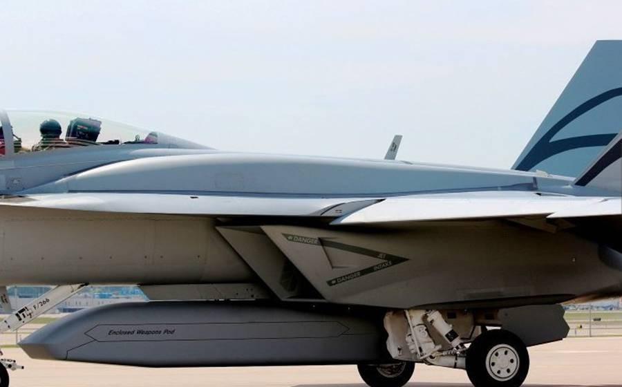 隐身舰载机如何内置4.5米以上长度的反舰导弹?