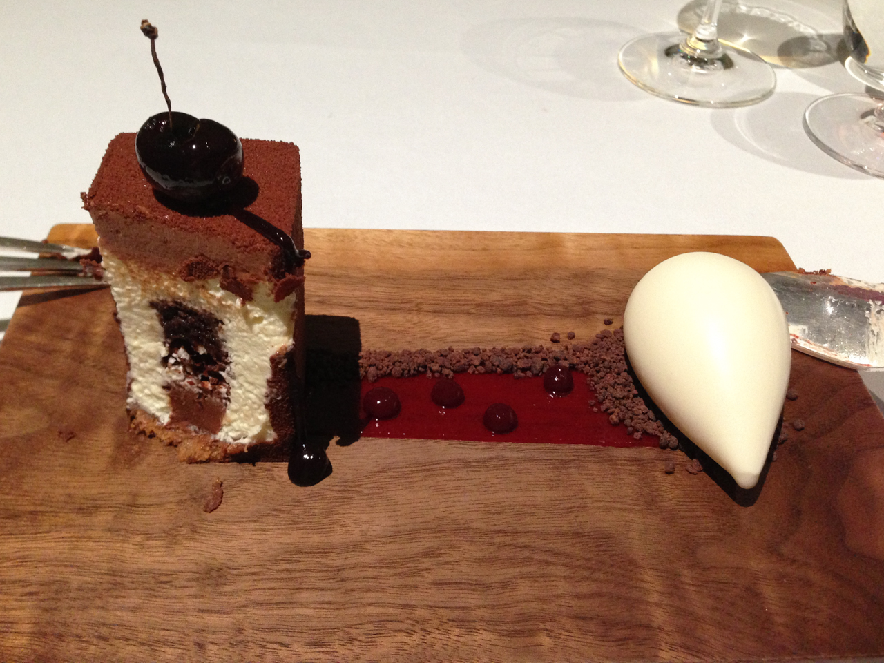 米其林三星肥鸭餐厅终极黑森林蛋糕原配方及教程
