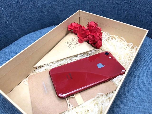 母亲节和520即将到来,价值1150元的手机礼盒买起来!