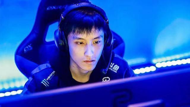 dota2:lgd一号位ame裤裆打钱的外号是怎么来的?