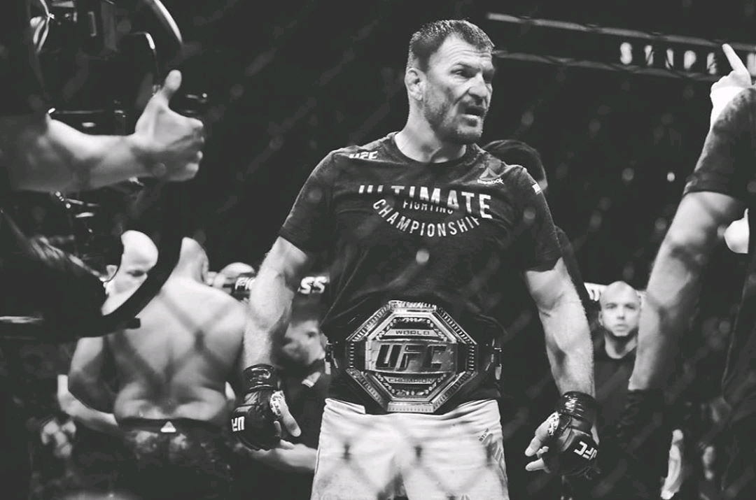 ufc重量级冠军火警米欧奇ins照片自取