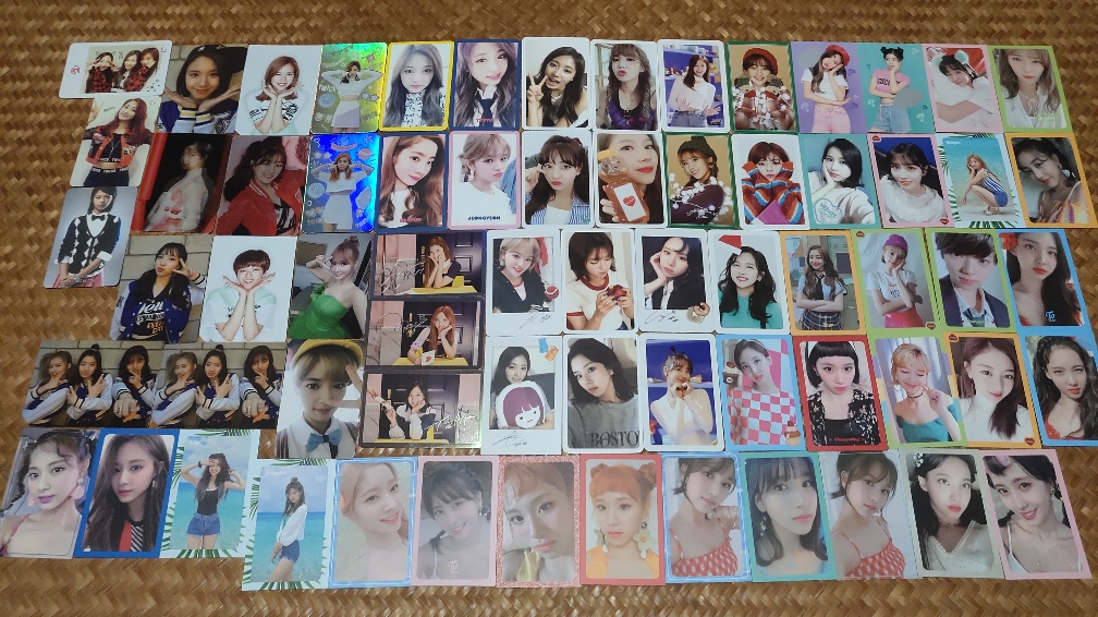 Red Velvet Members 【TWICE Red Velvet 公式】8 years ago today