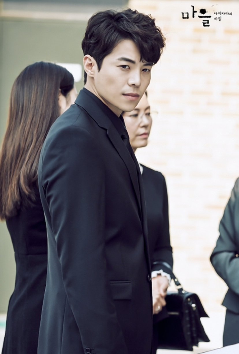 韩网热议朴恩硕这就是剧抛脸嘛顶楼龅牙体育老师原来这么帅爱豆脸啊