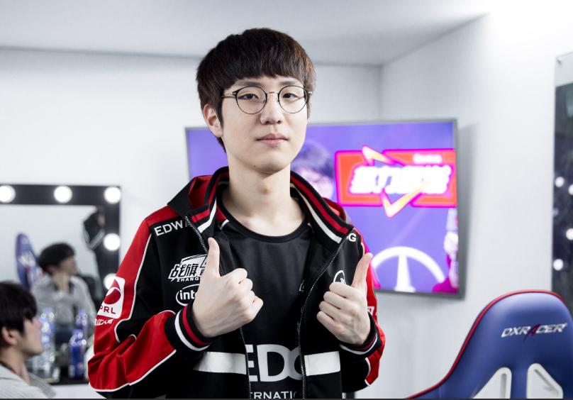 edg的ray退队之前抱怨中国和战队管理,后对自己的言论进行解释