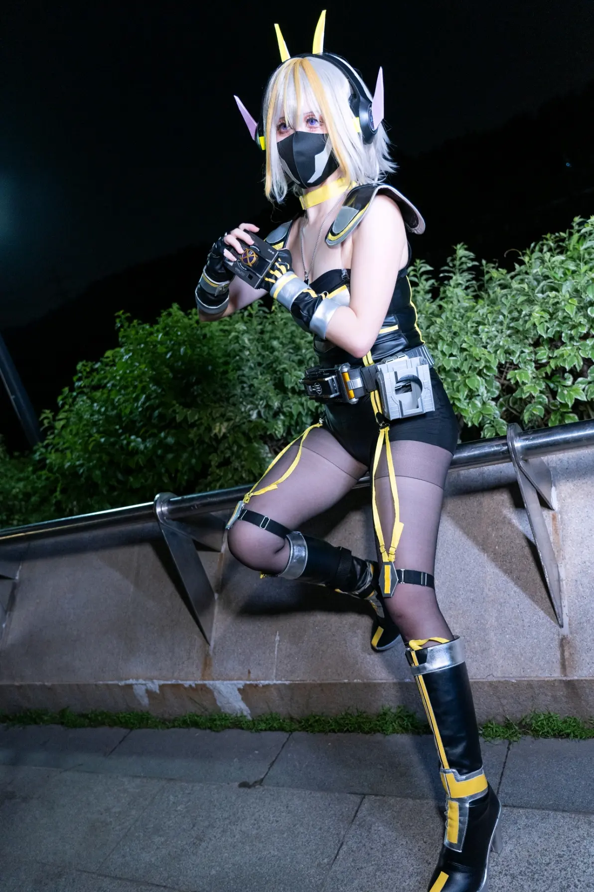 娘化凯撒变身女装版假面骑士