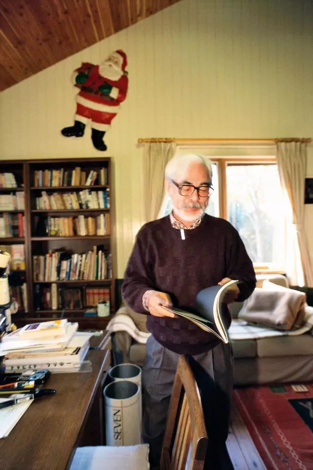 宫崎骏《龙猫》国内上映!我们都欠他一张电影