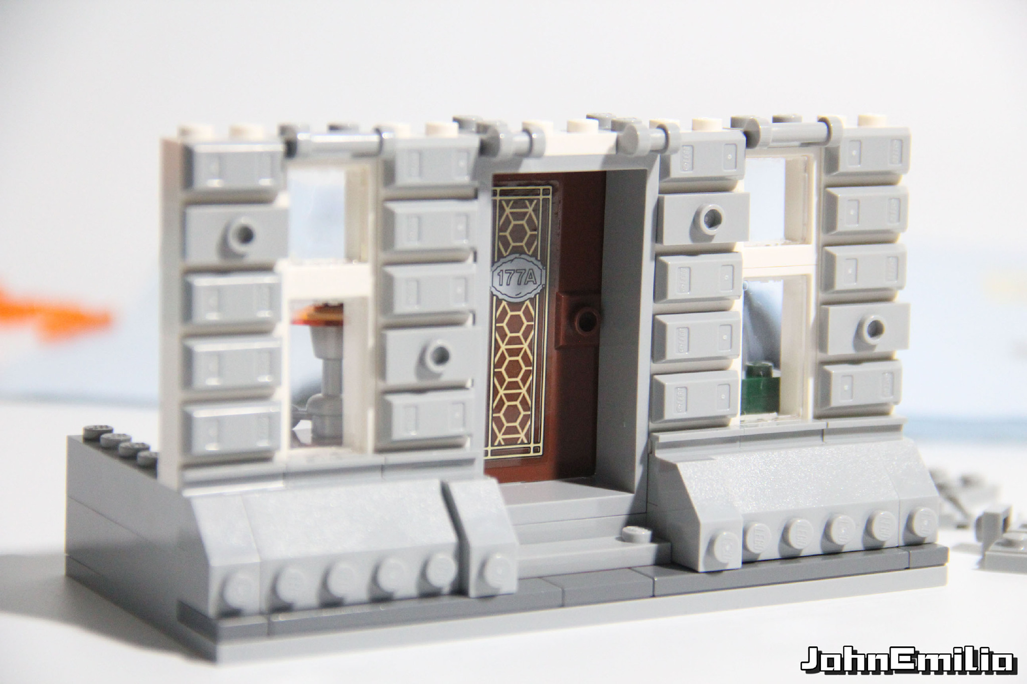 【乐高评测】复联3中最大SET,结构完美,内饰精