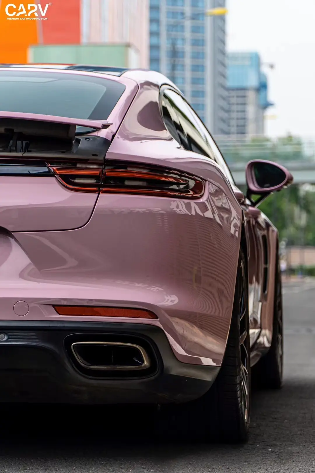 帕拉梅拉turbo卡孚改色膜白金紫水晶,散发浓郁深邃魅力的深紫色