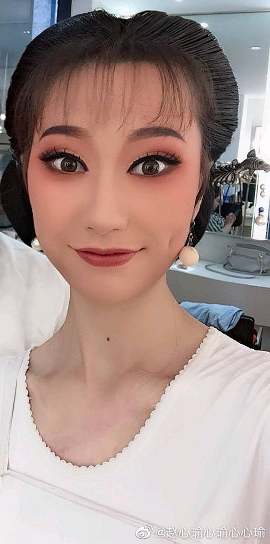 分享自己喜欢的上海越剧院新生代小姐姐的美照