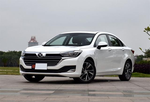 最便宜的B级车,不足8万配四缸发动机,以后不开