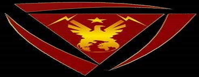 黑色的ued军队将官制服,黑色的大盖帽上,骷髅头的标志显得寒光闪闪,一