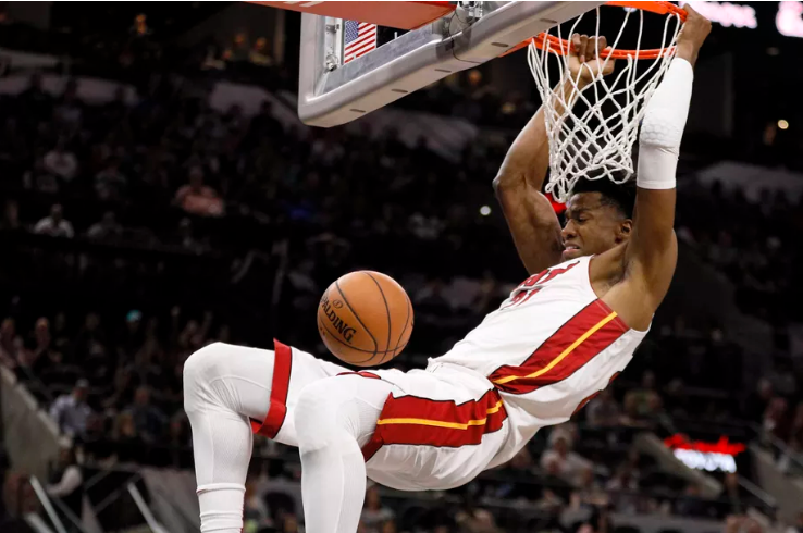 身处合同年大白边怀特塞德如何融入开拓者