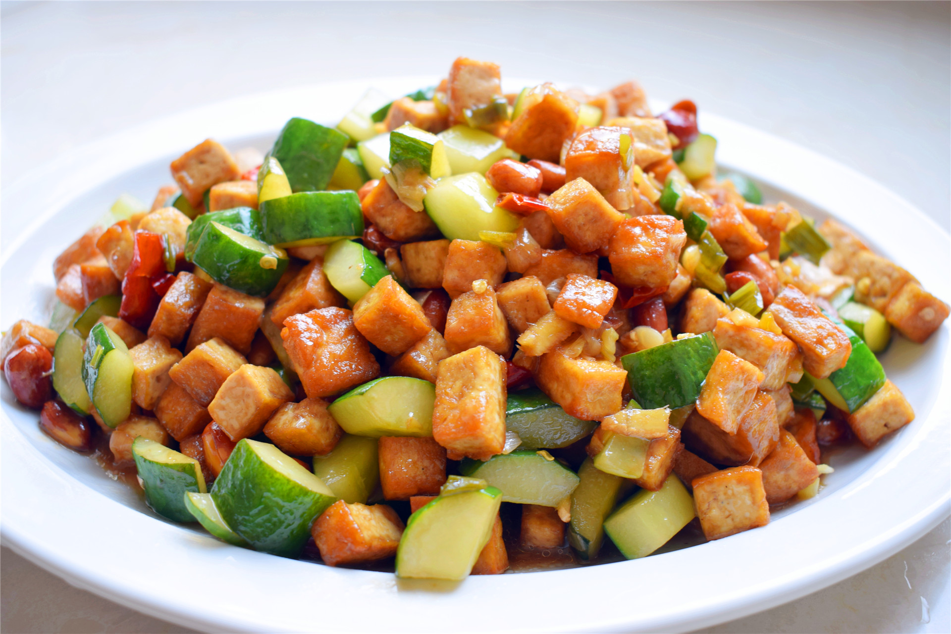 成本4块钱的豆腐黄瓜做成的美味看过的说漂亮吃过的说好吃