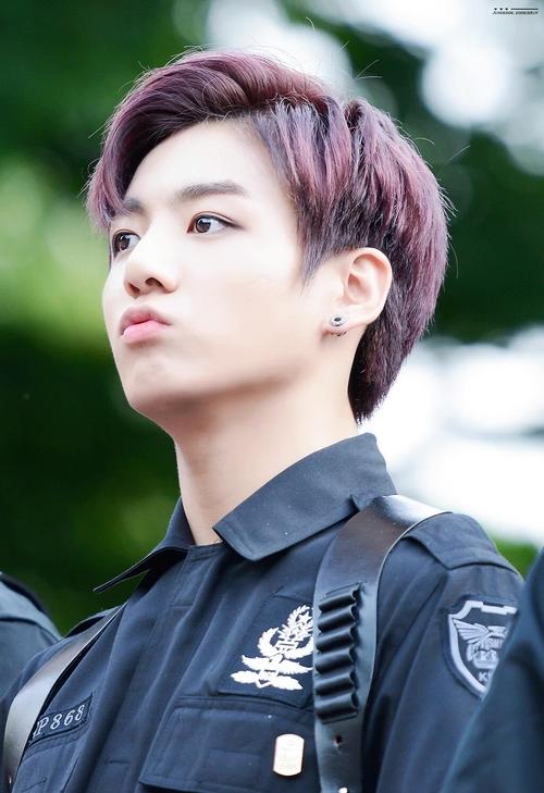 (防弹少年团 田柾国)我想袭警