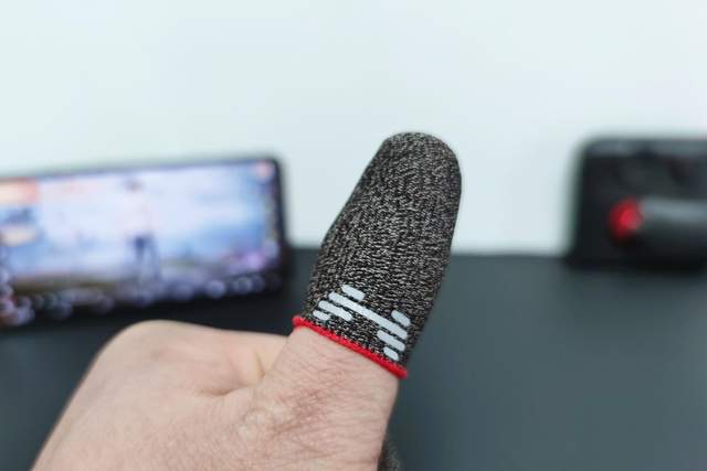 来京东祖先一步下单iQOO Z11 Turbo 享定量权益随心选