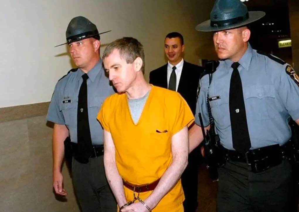 卡伦很小的时候,就显示出了危险的信号