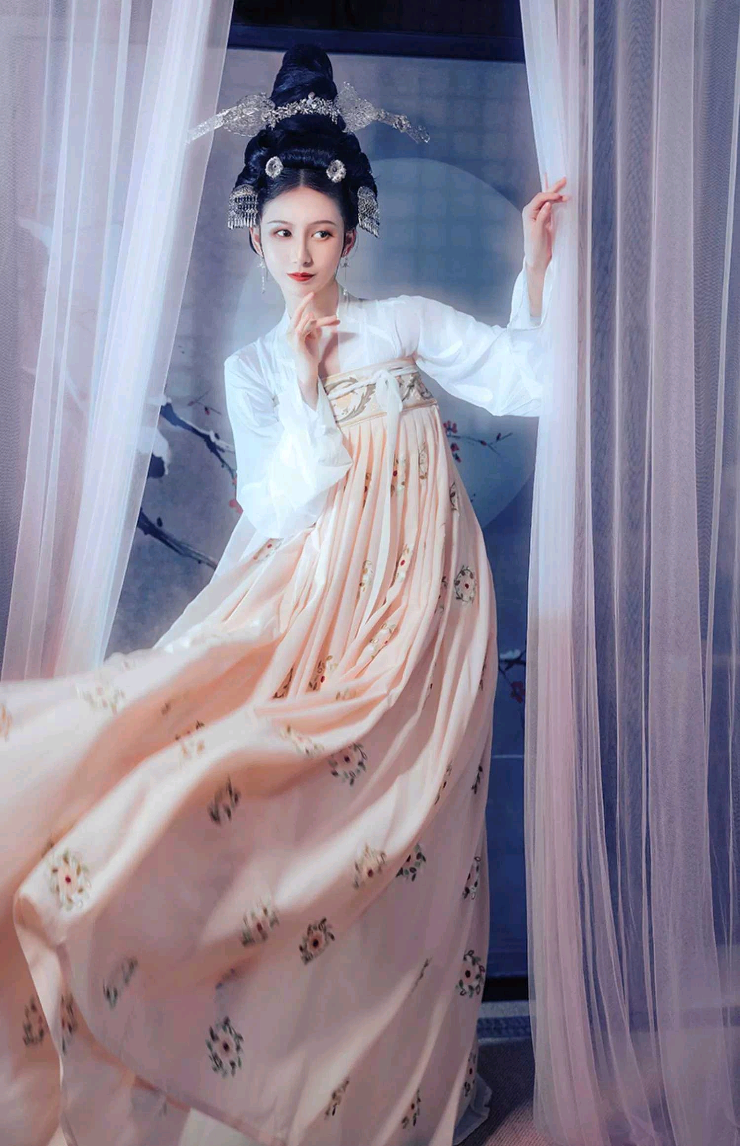 桃之夭夭原创汉服工作室 繁星 齐胸:149