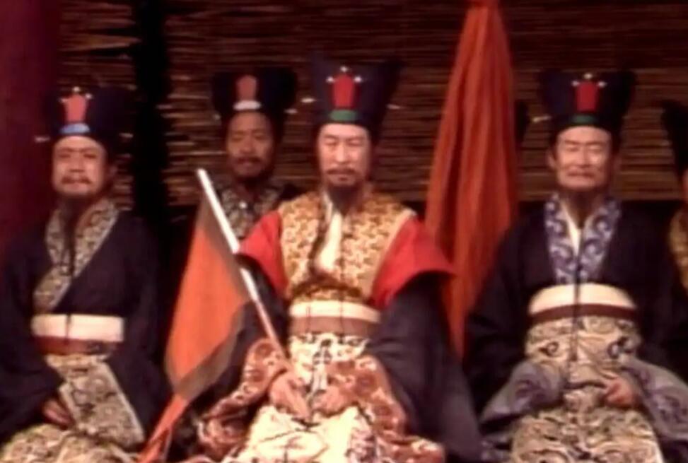 把持鲁国实权的“三桓”的首席为什么是排行最后的“季氏”? 哔哩哔哩